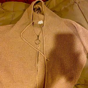 Brand new never worn awesome cropped sweater